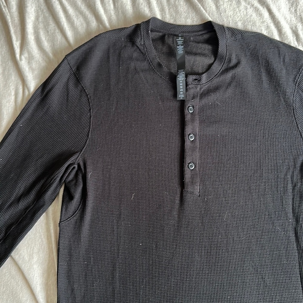 Black Long sleeve Lululemon Henley